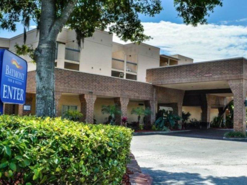 Baymont By Wyndham Tampa Near Busch Gardens Ξενοδοχείο Εξωτερικό φωτογραφία